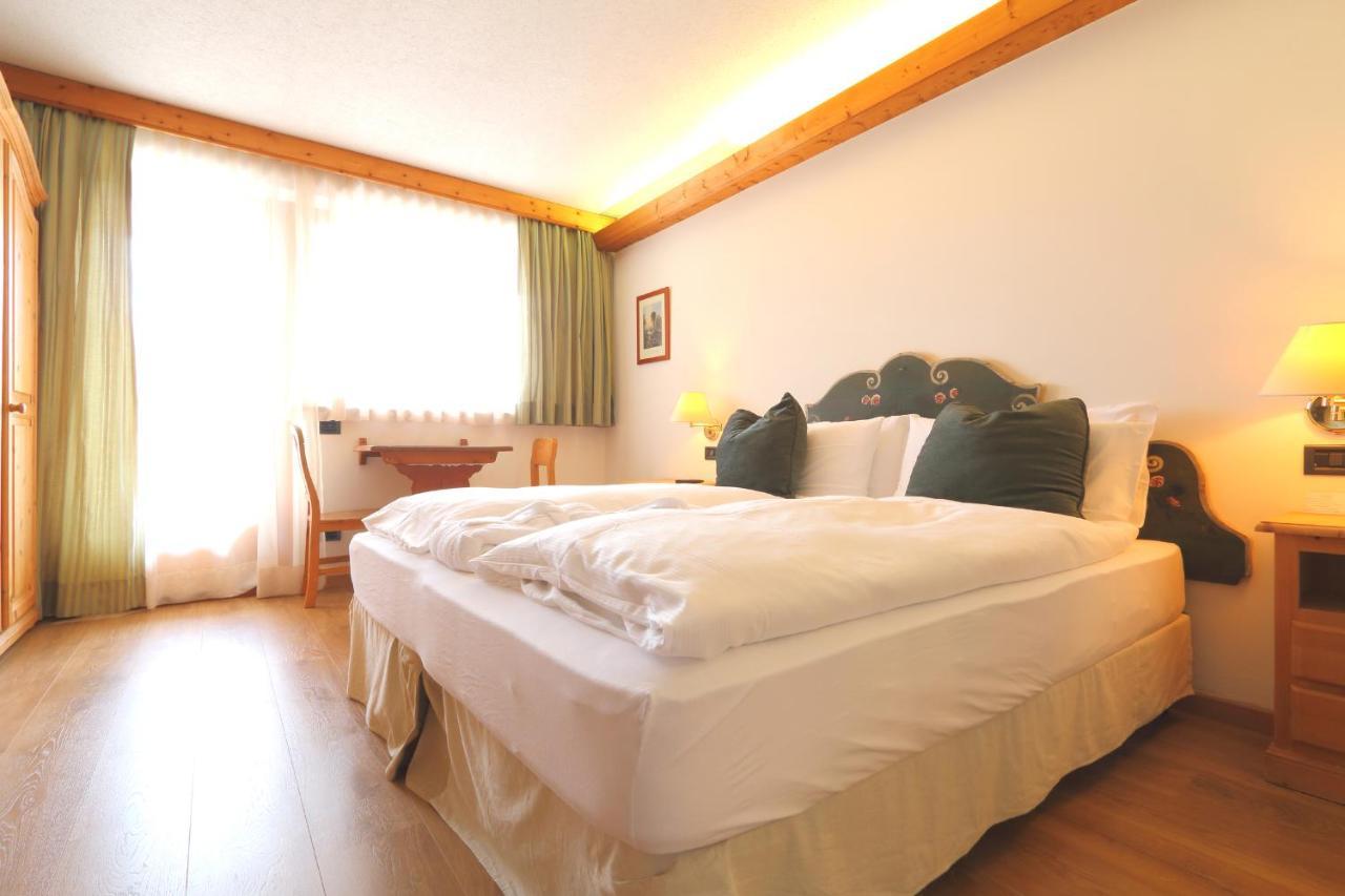 Park Hotel Bellacosta Cavalese Esterno foto